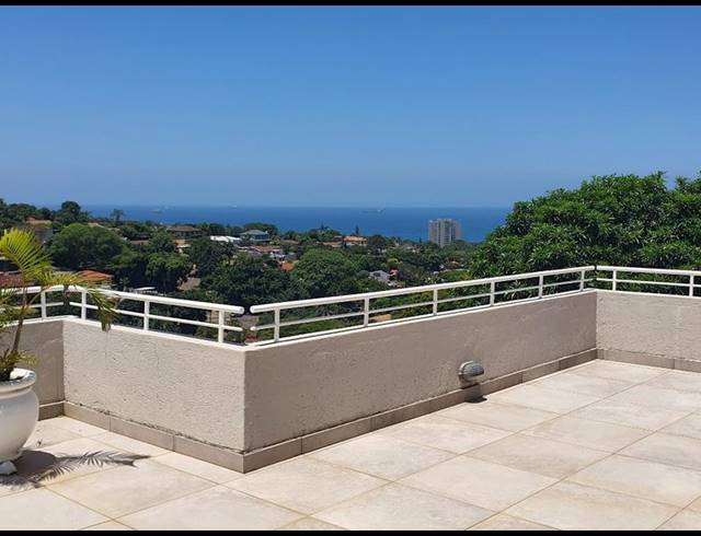 3 BEDROOM APARTMENT FOR SALE IN LA LUCIA RIDGE